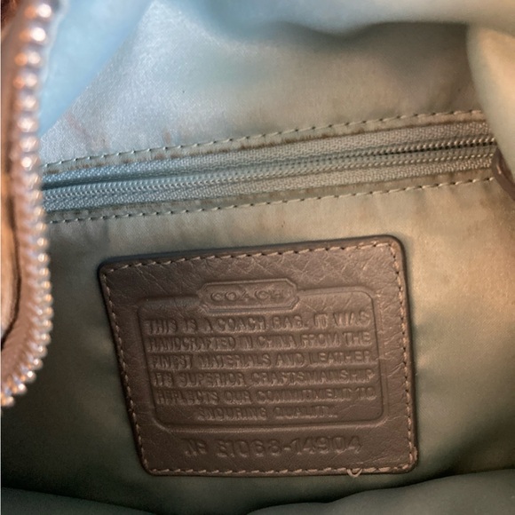 Coach purse 12x12 gray and white great condition - Picture 2 of 7